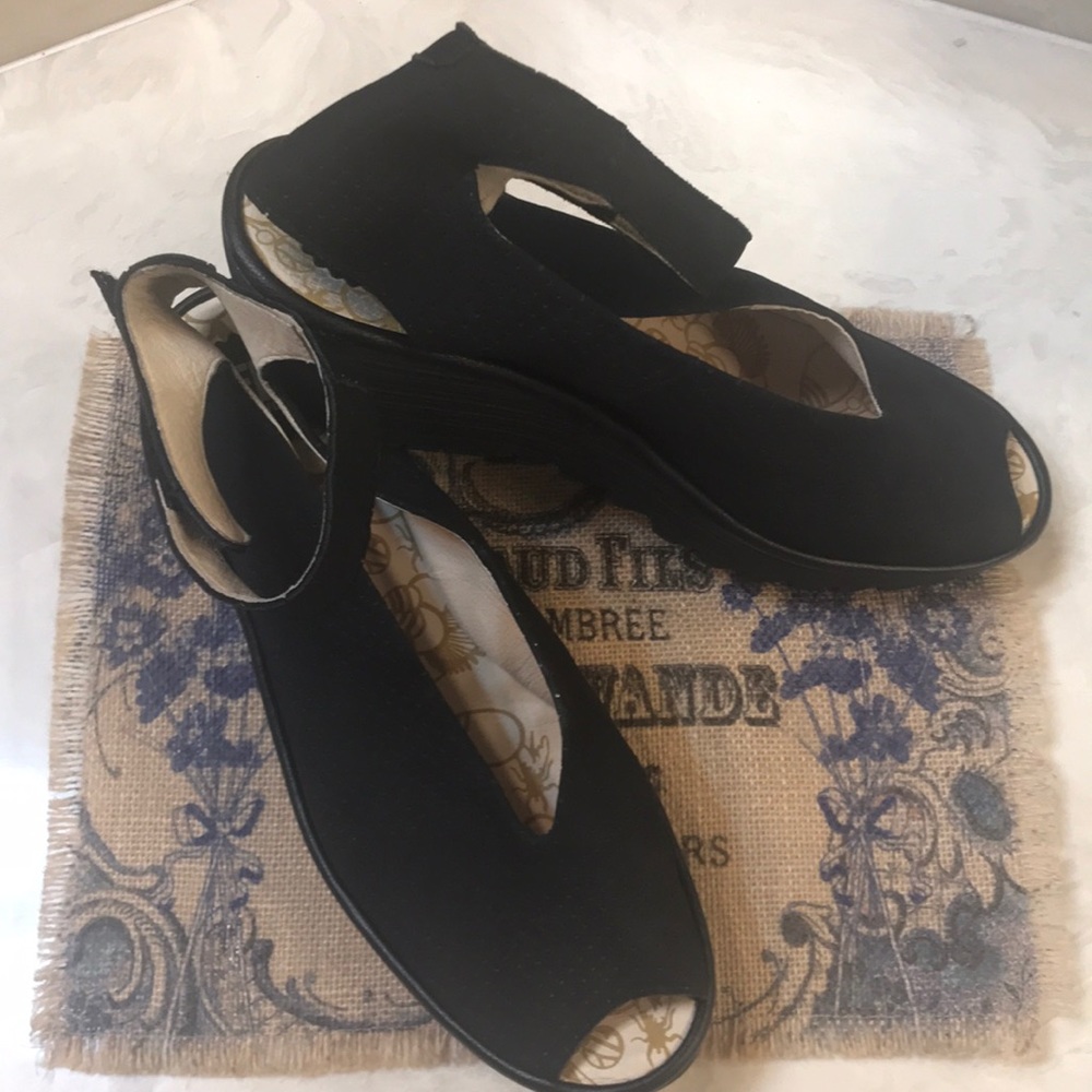 Fly  London shoes